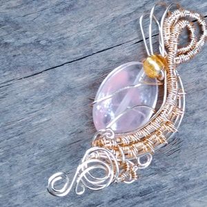 Handmade gold coated wire woven bead pendant